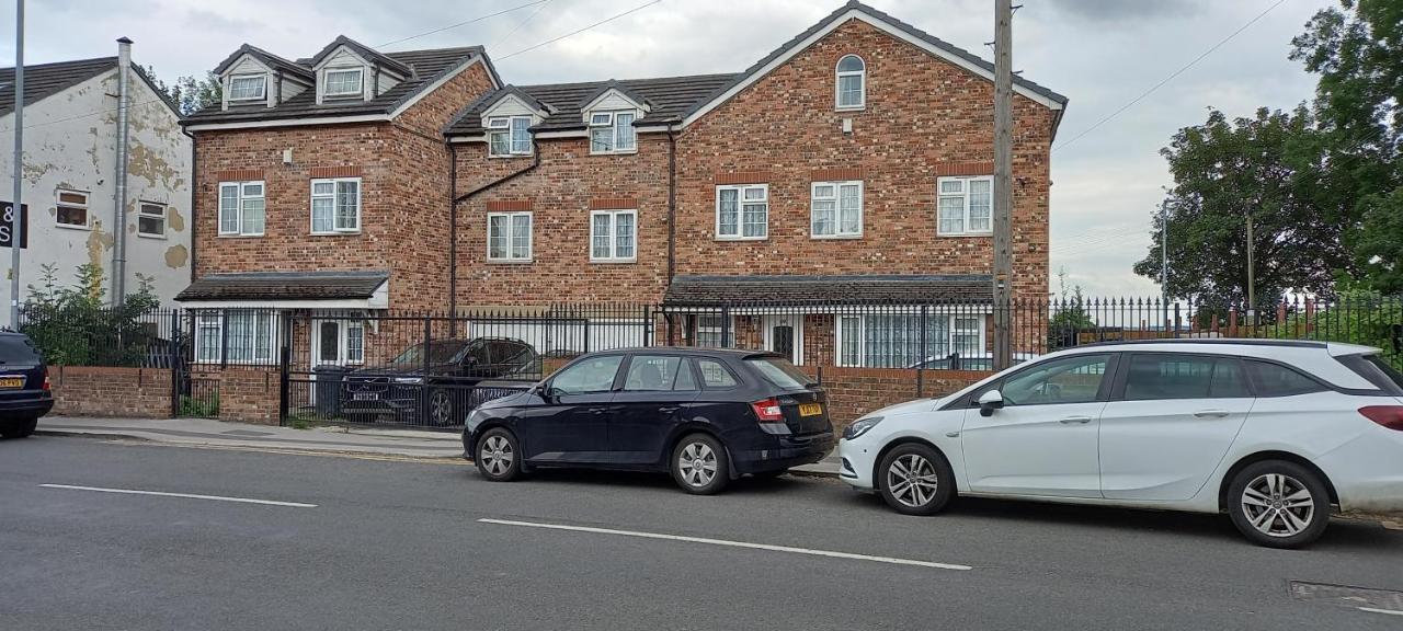 Hall 3 Leeds (West Yorkshire) Exterior foto